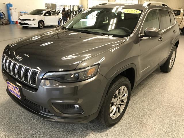2021 jeep cherokee latitude lux