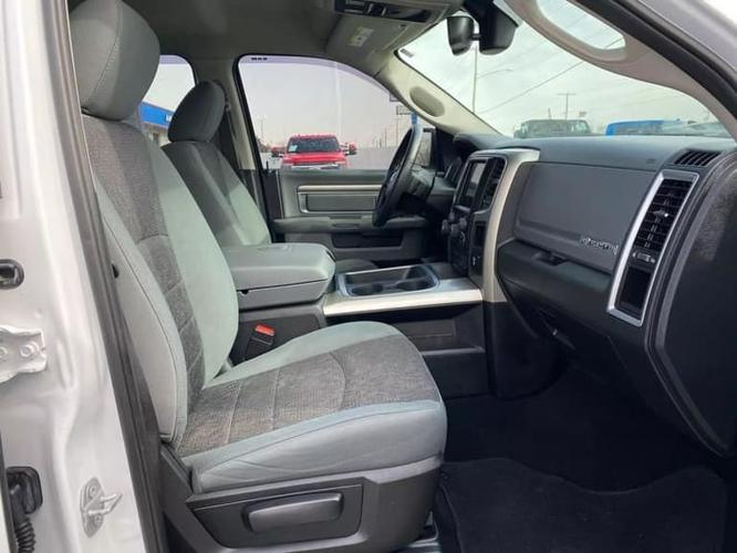 2018 ram 1500 crew cab slt pickup 4d 5 1/2 ft in harrisonville, missouri