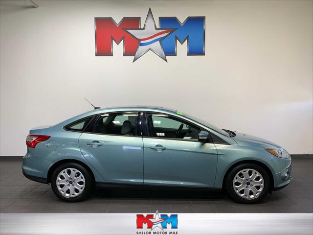 2012 ford focus se