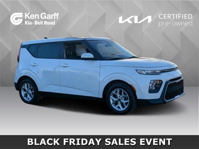 2022 kia soul lx