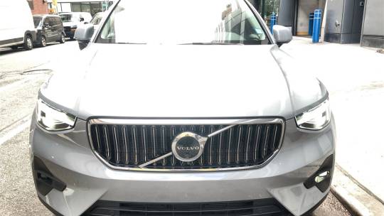 2024 Volvo XC40
