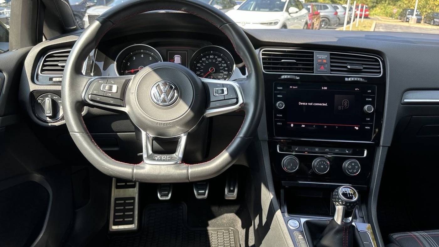 2018 volkswagen golf gti se