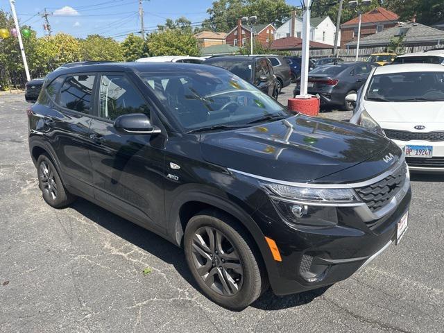 2022 kia seltos lx
