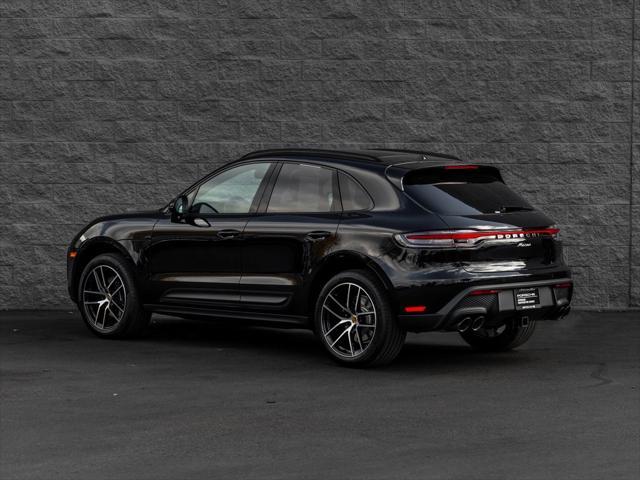 2024 porsche macan base
