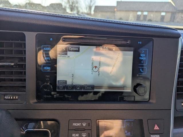 2016 toyota sienna se premium
