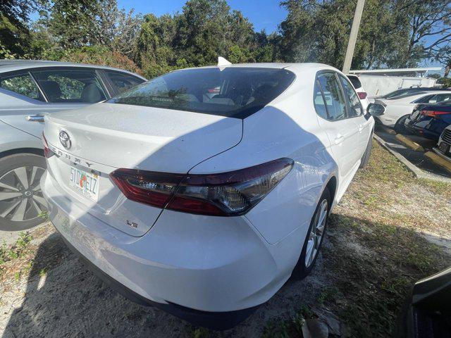 2021 toyota camry le