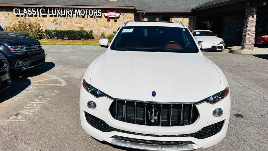2017 maserati levante base