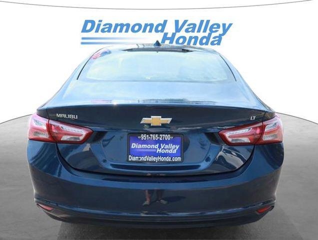 2022 chevrolet malibu fwd lt