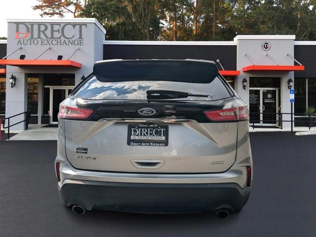 2020 ford edge se