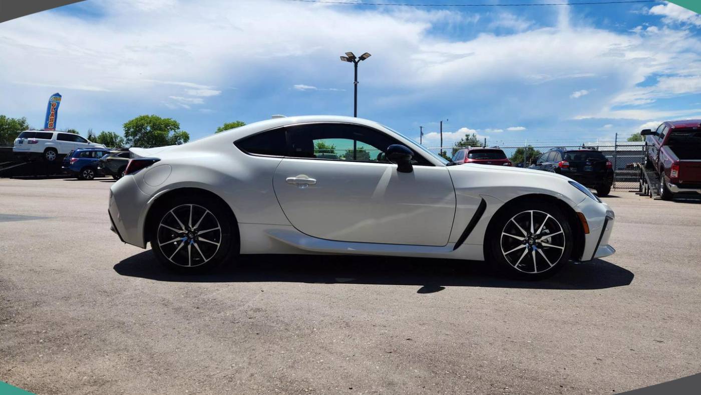 2023 toyota gr86 base