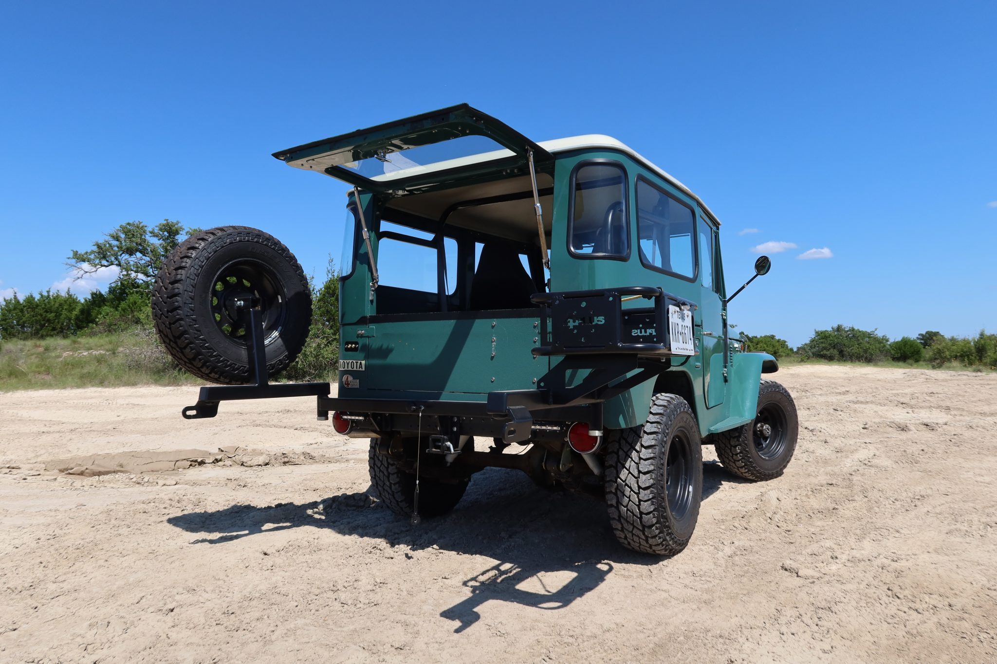 1973 toyota land cruiser fj40 5-speed