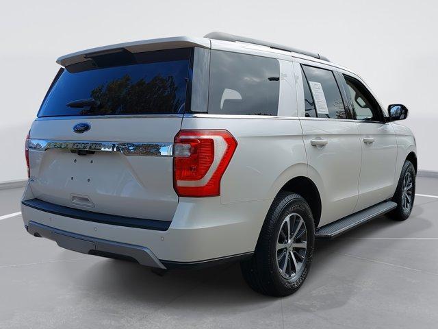 2018 ford expedition xlt