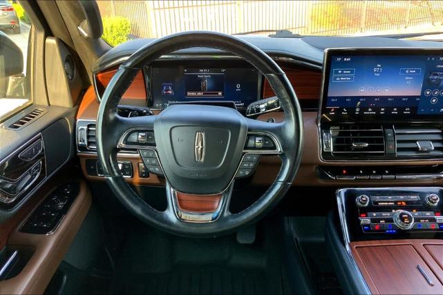 2022 lincoln navigator reserve