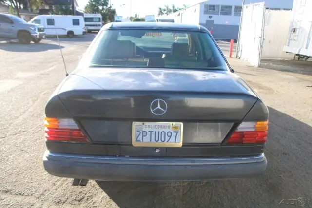 (osa) 1989 mercedes-benz 300e 6 cylinder 3.0l automatic no reserve