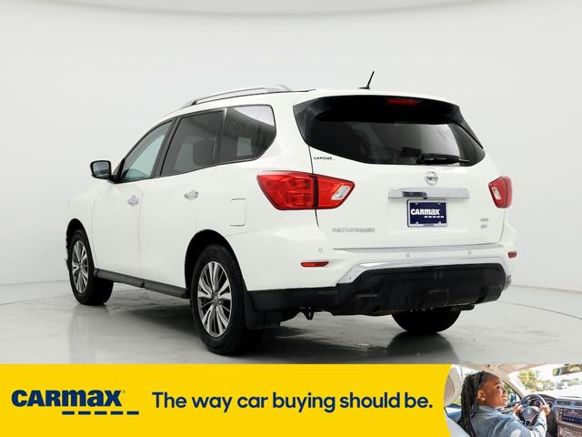 2018 nissan pathfinder sv