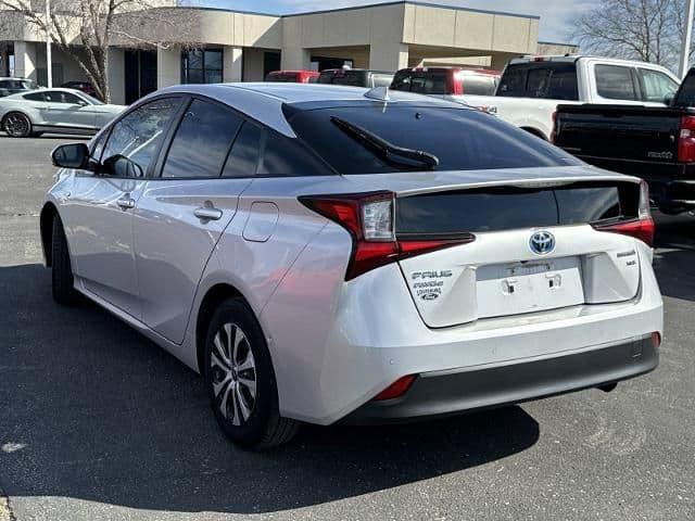 2019 toyota prius xle in louisburg, kansas