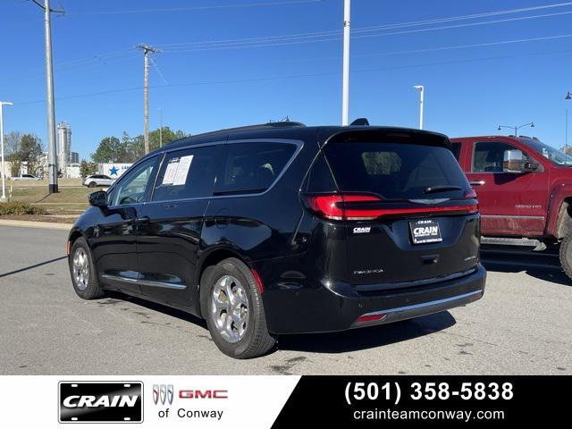 2022 chrysler pacifica limited