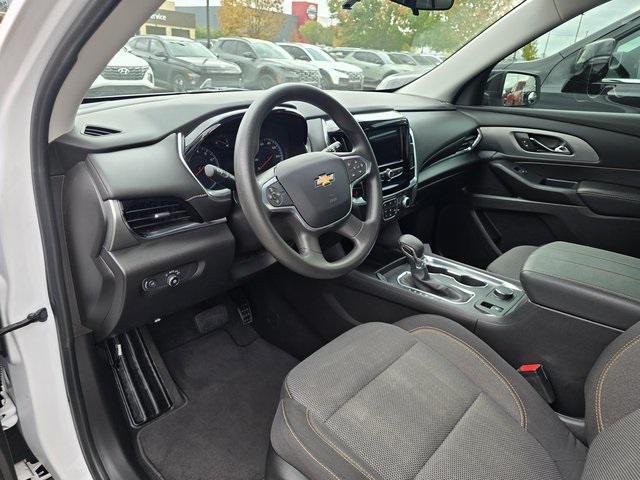 2021 chevrolet traverse ls