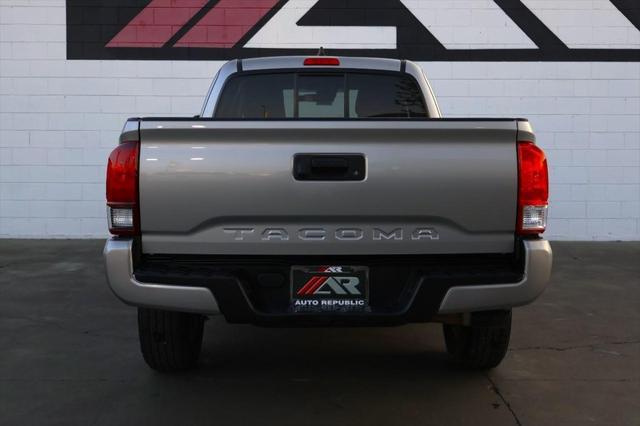 2020 toyota tacoma sr