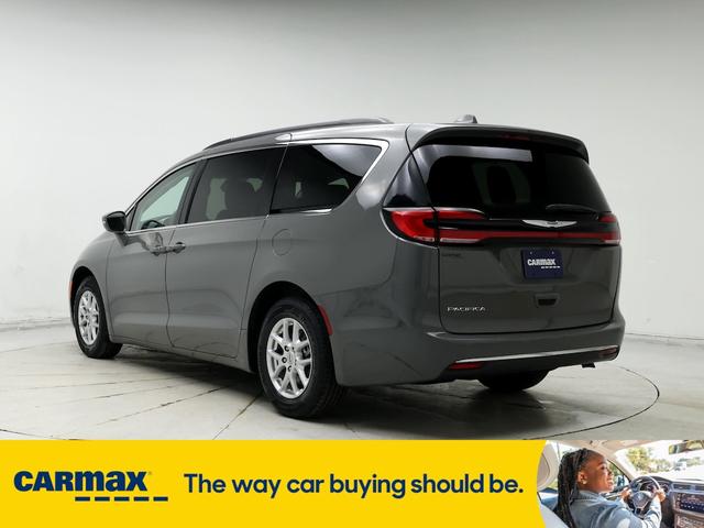 2022 chrysler pacifica touring l