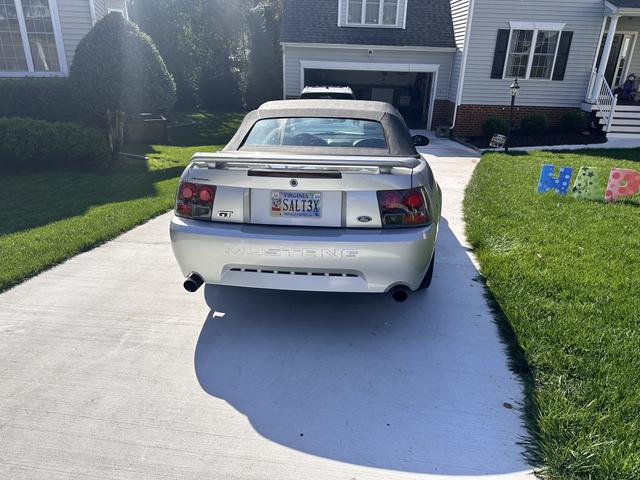 2001 ford mustang gt