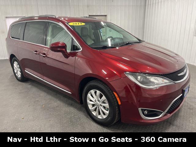 2019 chrysler pacifica touring l