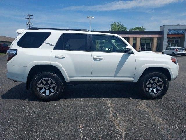 2021 toyota 4runner trd off road premium in freeland, michigan