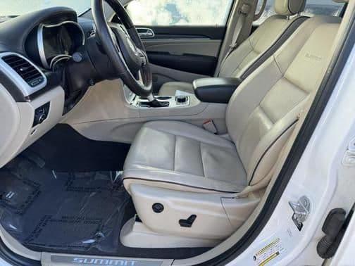 2021 jeep grand cherokee summit in reno, nevada