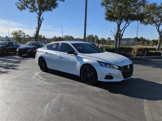 2022 nissan altima 2.5 sr