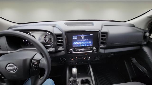 2023 nissan frontier s