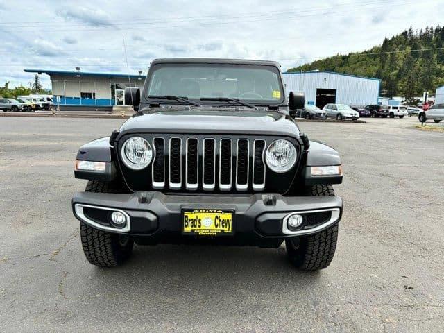 2023 jeep gladiator overland in cottage grove, oregon