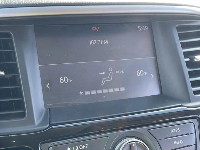 2018 nissan pathfinder sv