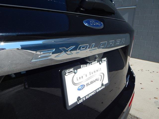 2021 ford explorer base
