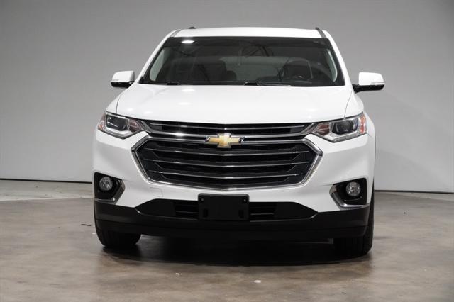 2018 chevrolet traverse lt cloth