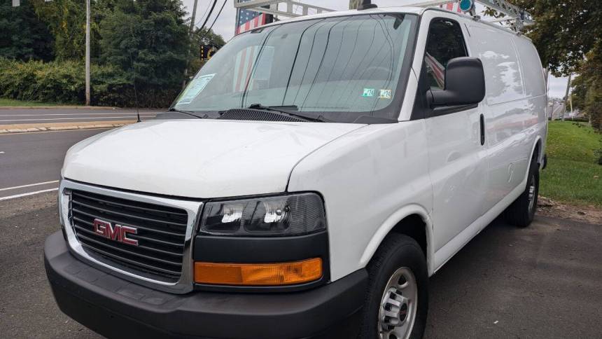 2022 gmc savana 2500