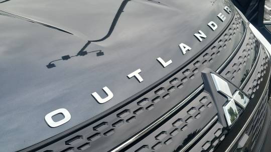 2024 Mitsubishi Outlander