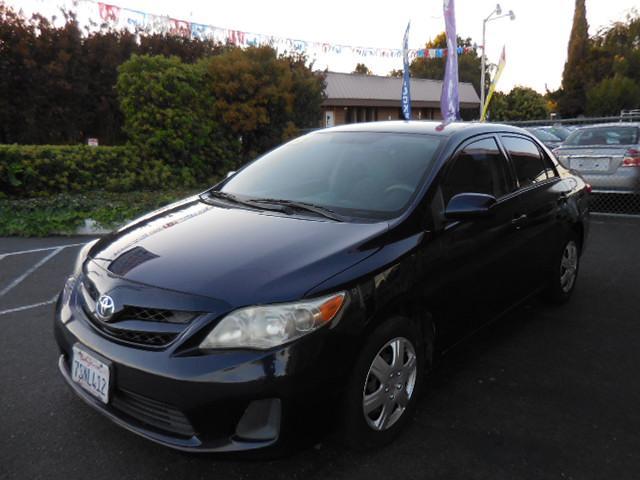 2013 toyota corolla le