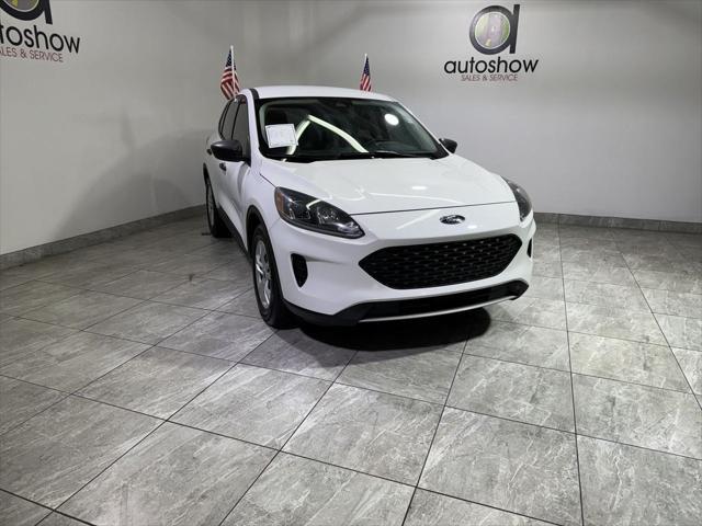 2022 ford escape s