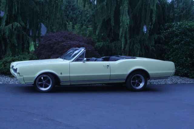 1967 cutlass supreme convertible