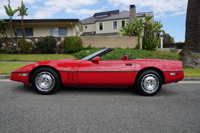 17500 miles v8 5.7l automaticconvertible