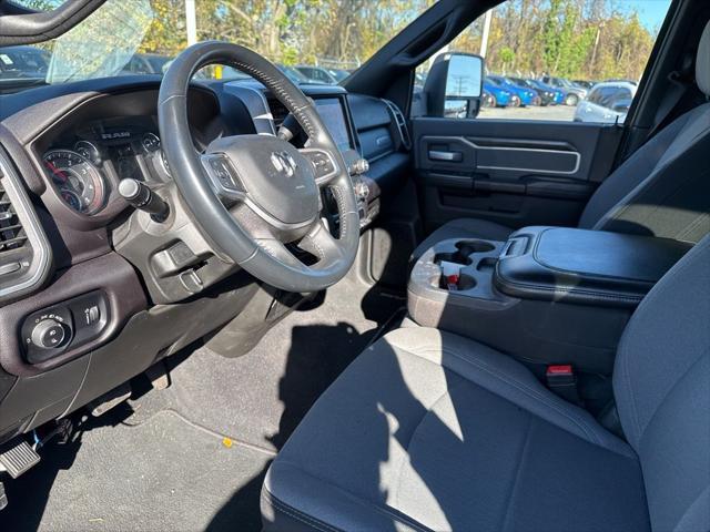 2023 ram 3500 big horn crew cab 4x4 8' box