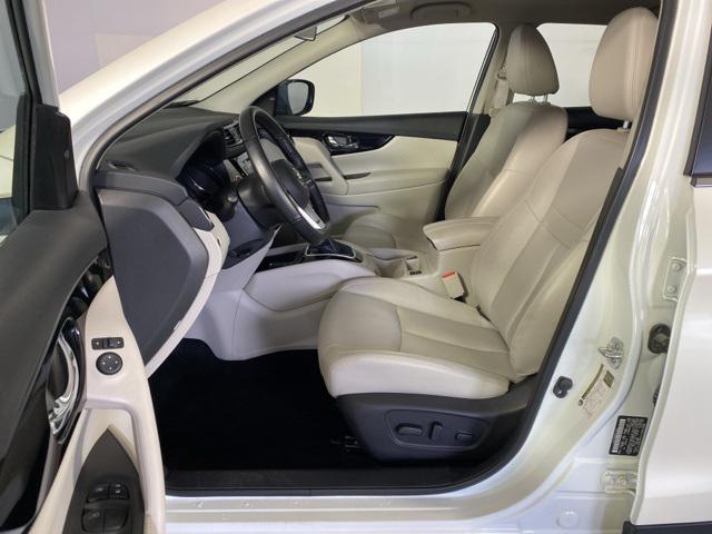 2022 nissan rogue sport sl