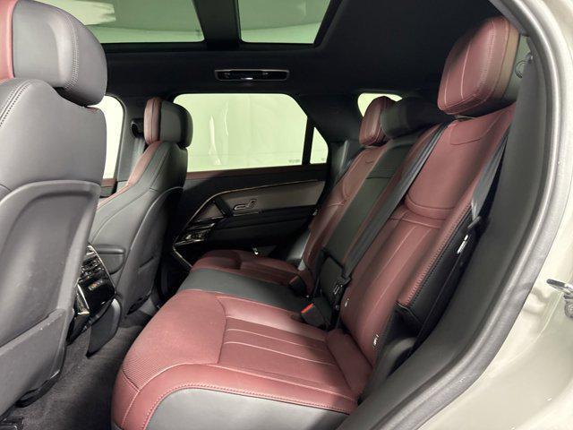 2024 land rover range rover sport se