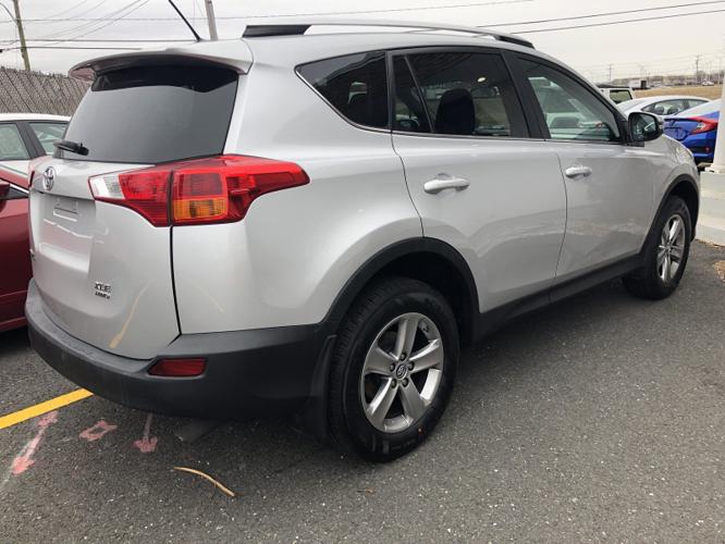 used 2015 toyota rav4 awd xle windsor locks, ct 06096 for sale in bradley international airport, connecticut