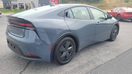 2024 toyota prius le