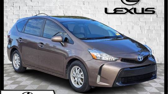 2016 Toyota Prius v (+)