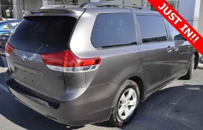2011 toyota sienna le in harrisonburg, va