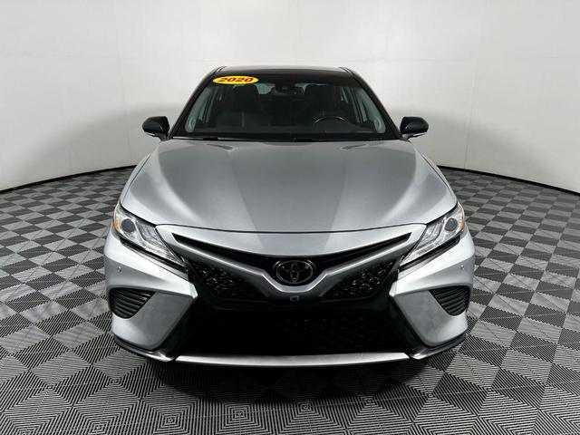 2020 toyota camry xse v6