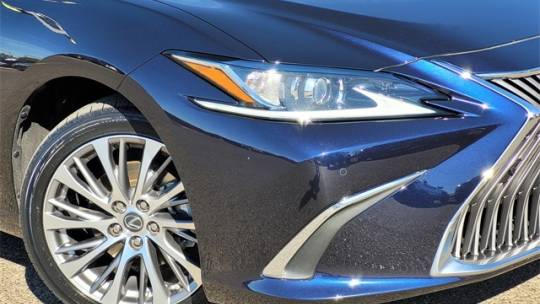 2020 Lexus ES