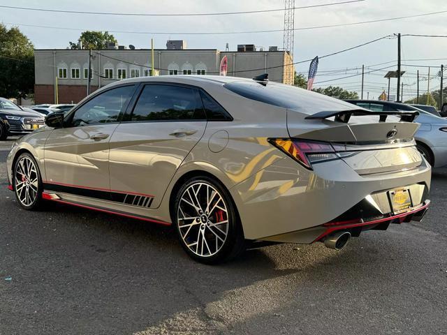 2022 hyundai elantra n base